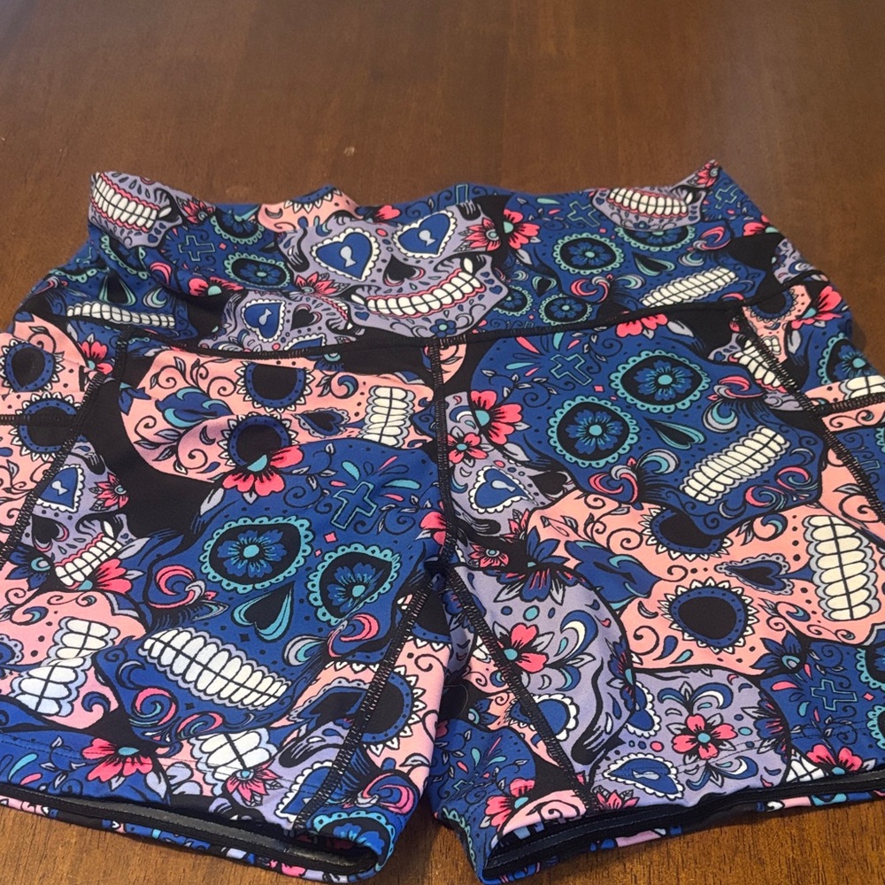 Constantly Varied Gear Cotton Candy Skulls 5” shorts